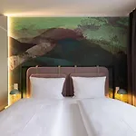 The Rilano Munich, Trademark Collection By Wyndham Ξενοδοχείο 4*